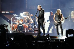 El legendario grupo de metal Metallica anunció que "Hardwired...To Self-Destruct", su primer disco en ocho años, se editará el 18 de noviembre. Según adelantó el grupo californiano, se trata de un doble álbum "con cerca de ochenta minutos de música". EFE