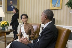 State Counsellor of Myanmar Aung San Suu Kyi (L) listens to US President Barack Obama (R) deliver remarks to members of the news media, during their meeting in the Oval Office of the White House in Washington, DC, USA, 14 September 2016. Obama and Aung San Suu Kyi discussed trade relations, such as current US sanctions against the Southeast Asian country. This is Aung San Suu Kyi's first visit to the US since assuming the position of State Counsellor following her party's win in the election of November 2015. EPA/MICHAEL REYNOLDS