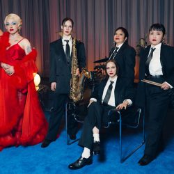 Mon Laferte jura amor a la ‘femme fatale’ en su primera Spotify Session grabada en México